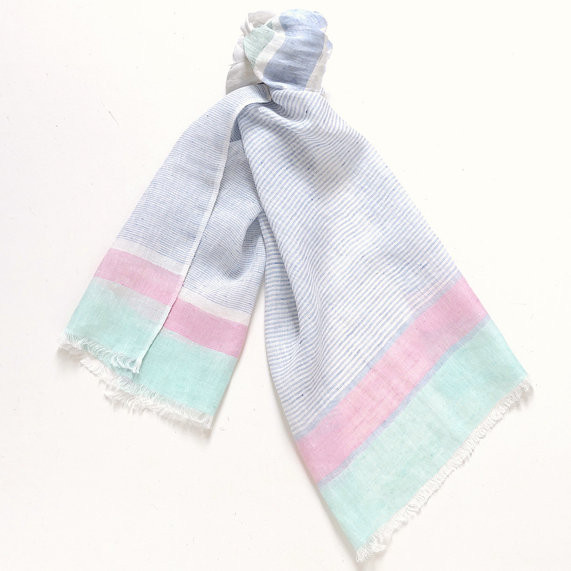 Joy scarf